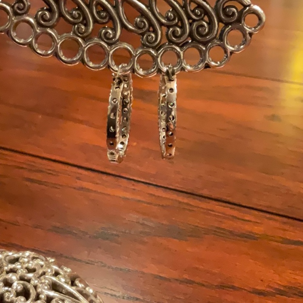 Silver hoops - Picture 3 of 5
